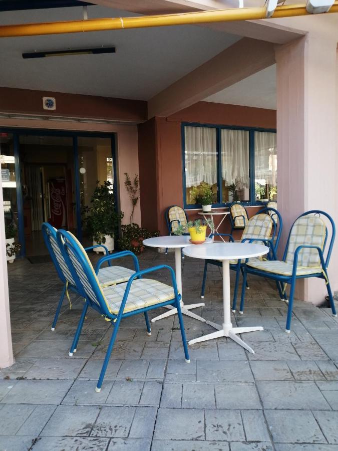 Hotel Eleni Paralia Dionysiou Exterior photo